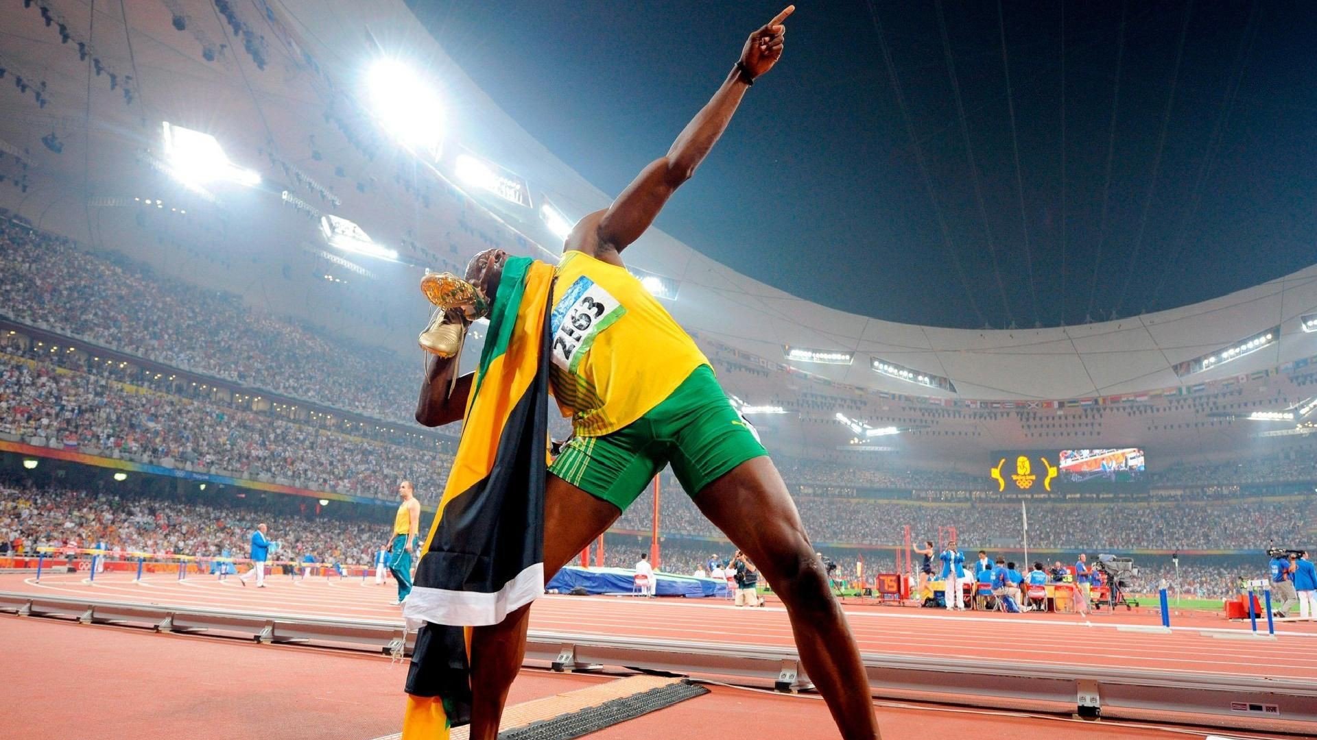 C罗梅开二度助利雅得胜利大胜，传奇继续书写新篇章