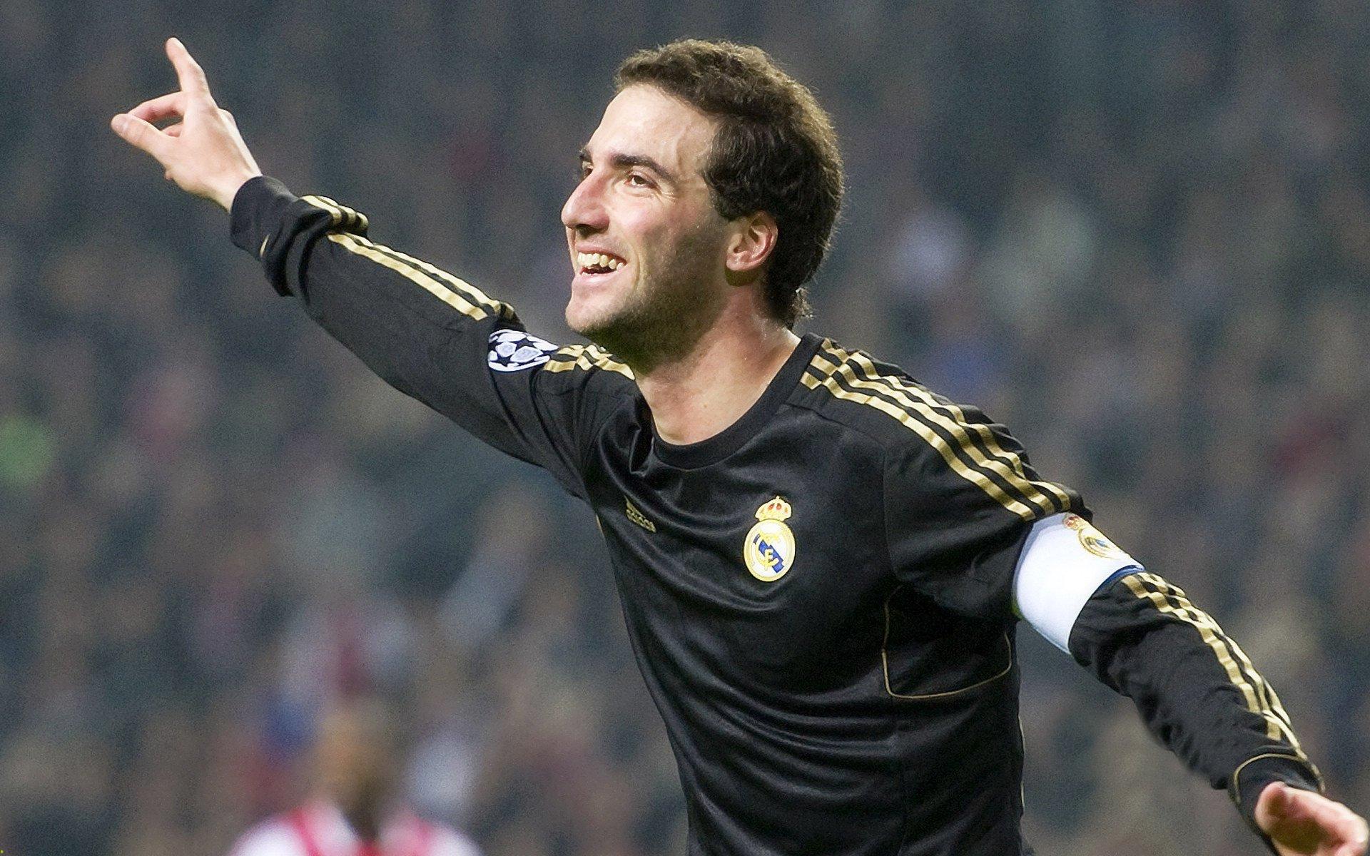 黑马逆袭!无名小卒爆冷击败卫冕冠军,缔造赛事最大冷门